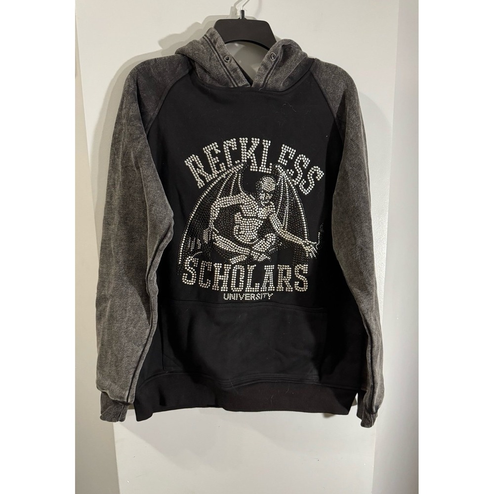 Reckless Scholars Stonewashed Scholars‎ Hoodie gargoyle stud front size large